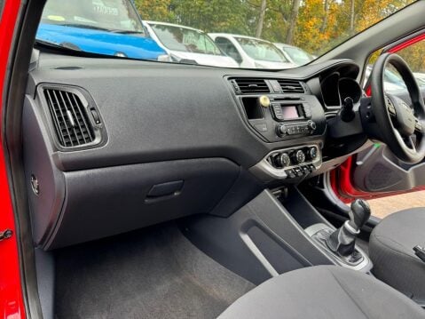Kia Rio 1.1 CRDi EcoDynamics 1 Air Hatchback 5dr Diesel Manual Euro 5 (s/s) (74 bhp 22