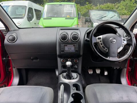 Nissan Qashqai 1.6 n-tec 2WD Euro 5 5dr 31
