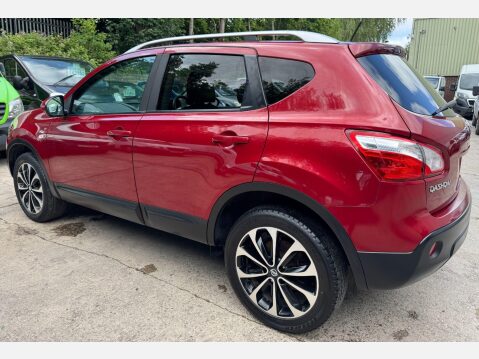 Nissan Qashqai 1.6 n-tec 2WD Euro 5 5dr 16