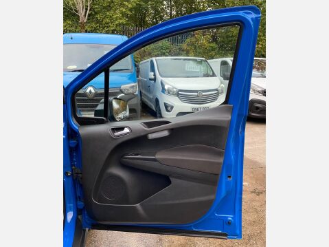 Ford Transit Courier 1.5 TDCi Panel Van 5dr Diesel Manual L1 Euro 6 (75 ps) 23