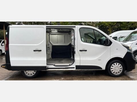 Vauxhall Vivaro 1.6 CDTi 2900 BiTurbo ecoFLEX Panel Van 5dr Diesel Manual L1 H1 Euro 5 (s/s 8