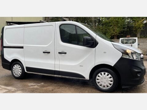 Vauxhall Vivaro 1.6 CDTi 2900 BiTurbo ecoFLEX Panel Van 5dr Diesel Manual L1 H1 Euro 5 (s/s 6