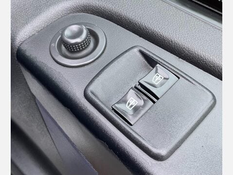 Vauxhall Vivaro 1.6 CDTi 2900 BiTurbo ecoFLEX Panel Van 5dr Diesel Manual L1 H1 Euro 5 (s/s 27