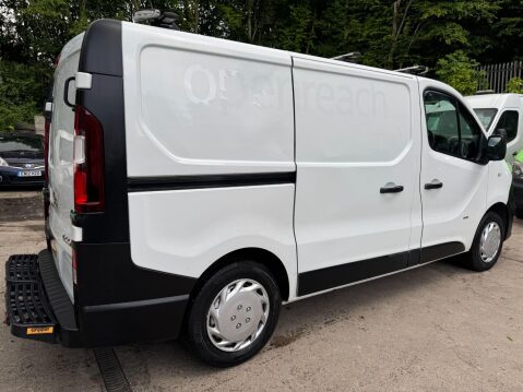 Vauxhall Vivaro 1.6 CDTi 2900 ecoFLEX L1 H1 Euro 5 (s/s) 5dr 9