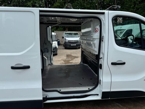 Vauxhall Vivaro 1.6 CDTi 2900 ecoFLEX L1 H1 Euro 5 (s/s) 5dr 10