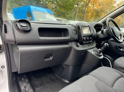 Vauxhall Vivaro 1.6 CDTi 2900 Sportive Panel Van 5dr Diesel Manual L2 H1 Euro 6 (120 ps) 33