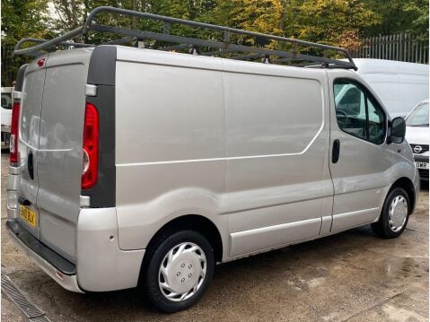 Vauxhall Vivaro 2.0 CDTi Sportive Panel Van 4dr Diesel Manual FWD L1 (215 g/km, 113 bhp) 11
