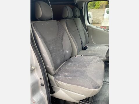 Vauxhall Vivaro 2.0 CDTi Sportive Panel Van 4dr Diesel Manual FWD L1 (215 g/km, 113 bhp) 28