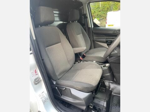 Ford Transit Connect 1.5 TDCi 220 L1 H1 5dr 25