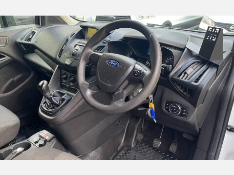 Ford Transit Connect 1.5 TDCi 220 L1 H1 5dr 26