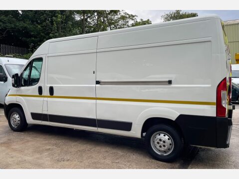 Peugeot Boxer 2.0 BlueHDi 335 Professional L3 H2 Euro 6 5dr 11