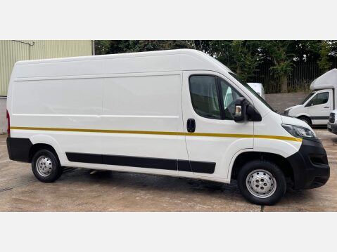 Peugeot Boxer 2.0 BlueHDi 335 Professional L3 H2 Euro 6 5dr 3