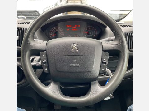Peugeot Boxer 2.0 BlueHDi 335 Professional L3 H2 Euro 6 5dr 24