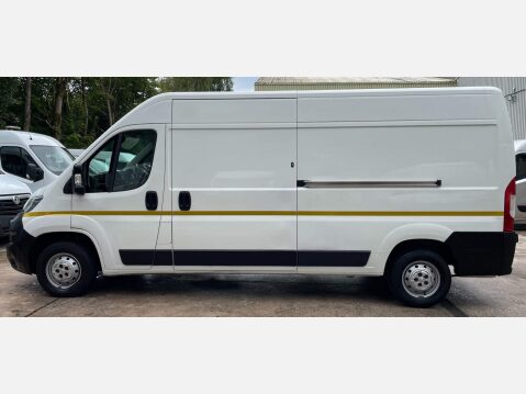 Peugeot Boxer 2.0 BlueHDi 335 Professional L3 H2 Euro 6 5dr 12