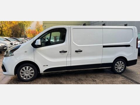Renault Trafic 1.6 dCi 29 Business Panel Van 5dr Diesel Manual LWB Standard Roof Euro 5 (1 22