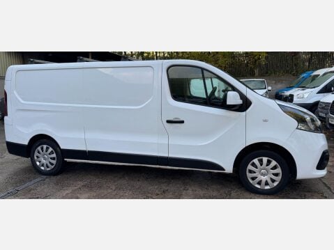 Renault Trafic 1.6 dCi 29 Business Panel Van 5dr Diesel Manual LWB Standard Roof Euro 5 (1 6