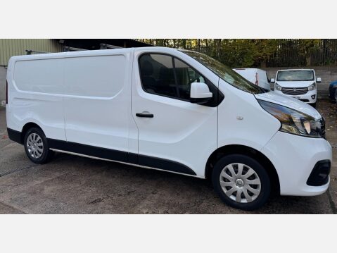 Renault Trafic 1.6 dCi 29 Business Panel Van 5dr Diesel Manual LWB Standard Roof Euro 5 (1 5