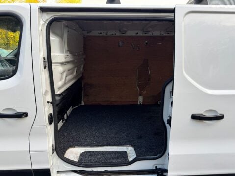 Renault Trafic 1.6 dCi 29 Business Panel Van 5dr Diesel Manual LWB Standard Roof Euro 5 (1 21