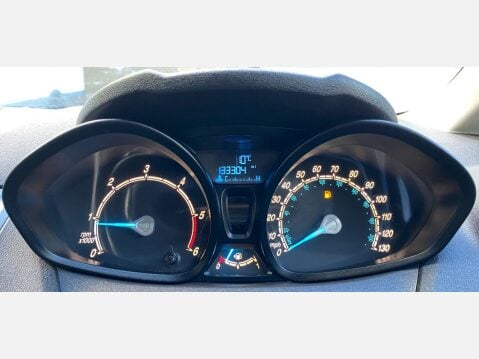 Ford Fiesta 1.5 TDCi Panel Van 3dr Diesel Manual (94 g/km, 73.97 bhp) 30