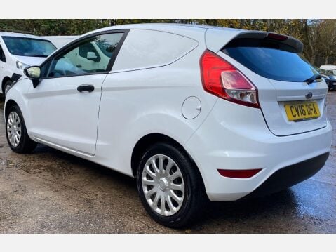 Ford Fiesta 1.5 TDCi Panel Van 3dr Diesel Manual (94 g/km, 73.97 bhp) 17