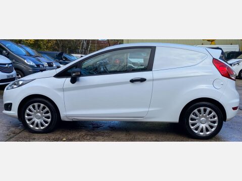 Ford Fiesta 1.5 TDCi Panel Van 3dr Diesel Manual (94 g/km, 73.97 bhp) 19