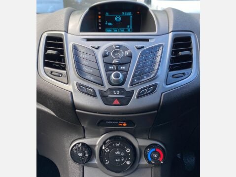 Ford Fiesta 1.5 TDCi Panel Van 3dr Diesel Manual (94 g/km, 73.97 bhp) 33