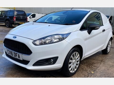 Ford Fiesta 1.5 TDCi Panel Van 3dr Diesel Manual (94 g/km, 73.97 bhp) 21