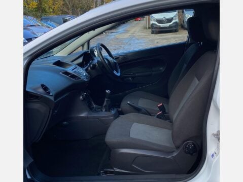 Ford Fiesta 1.5 TDCi Panel Van 3dr Diesel Manual (94 g/km, 73.97 bhp) 36