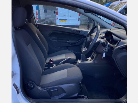 Ford Fiesta 1.5 TDCi Panel Van 3dr Diesel Manual (94 g/km, 73.97 bhp) 26