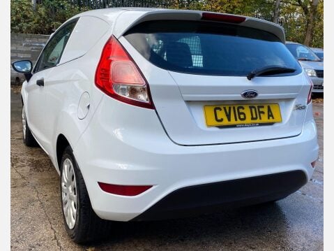 Ford Fiesta 1.5 TDCi Panel Van 3dr Diesel Manual (94 g/km, 73.97 bhp) 16