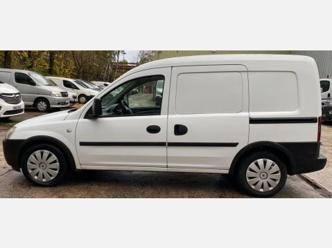 Vauxhall Combo 1.7 CDTi 1700 16v 3dr 17