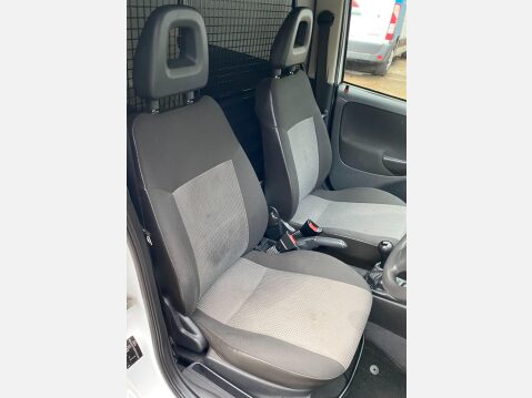 Vauxhall Combo 1.7 CDTi 1700 16v 3dr 25