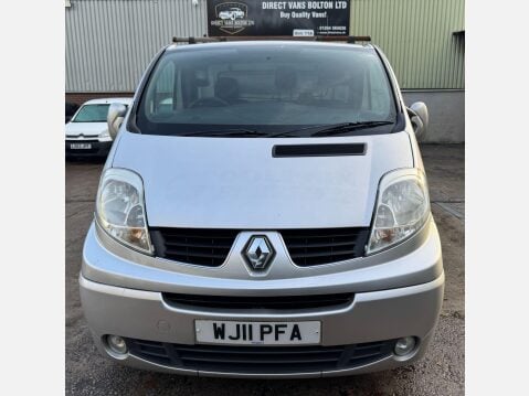 Renault Trafic 2.5 dCi LL29 Sport Panel Van 4dr Diesel Manual L3 H1 (Phase 3) (229 g/km, 1 26