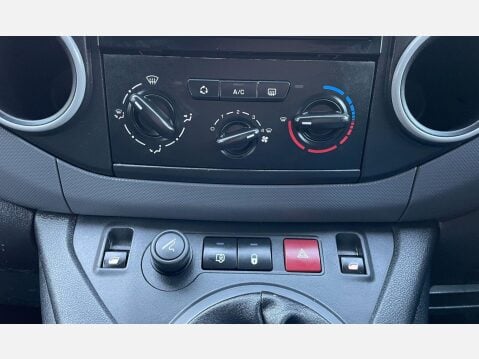 Citroen Berlingo 1.6 HDi 625 LX Panel Van 5dr Diesel Manual L1 (153 g/km, 75 bhp) 29