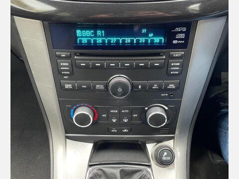 Chevrolet Captiva 2.2 VCDi LTZ 4WD Euro 5 (s/s) 5dr (7 Seats) 38