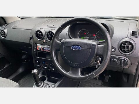 Ford Fusion 1.4 2 5dr 30