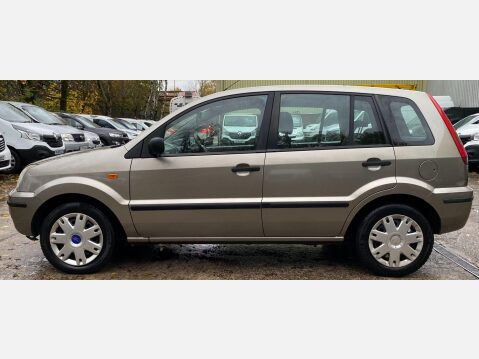 Ford Fusion 1.4 2 5dr 18