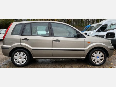 Ford Fusion 1.4 2 5dr 7