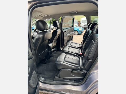 Ford S-Max 2.0 TDCi Titanium Powershift Euro 5 5dr 22