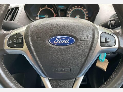 Ford Transit Courier 1.6 TDCi Trend L1 Euro 5 5dr 28