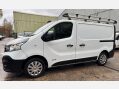 Renault Trafic 1.6 dCi 27 Business SWB Standard Roof Euro 5 5dr 23