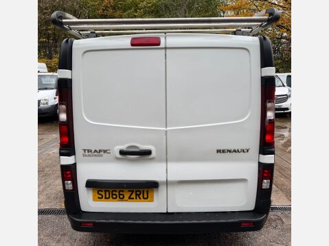 Renault Trafic 1.6 dCi 27 Business SWB Standard Roof Euro 5 5dr 12