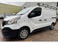 Renault Trafic 1.6 dCi 27 Business SWB Standard Roof Euro 5 5dr 24
