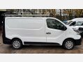 Renault Trafic 1.6 dCi 27 Business SWB Standard Roof Euro 5 5dr 7