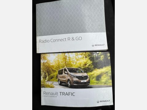 Renault Trafic 1.6 dCi 27 Business SWB Standard Roof Euro 5 5dr 44