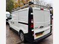Renault Trafic 1.6 dCi 27 Business SWB Standard Roof Euro 5 5dr 15