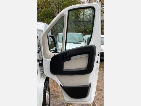 Peugeot Boxer 2.2 HDi 335 Professional Panel Van 5dr Diesel Manual L3 H2 Euro 5 (130 ps) 19
