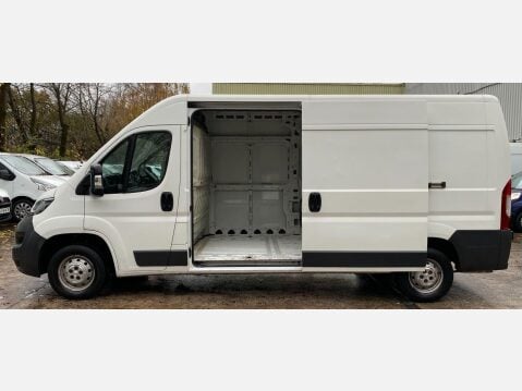 Peugeot Boxer 2.2 HDi 335 Professional Panel Van 5dr Diesel Manual L3 H2 Euro 5 (130 ps) 12