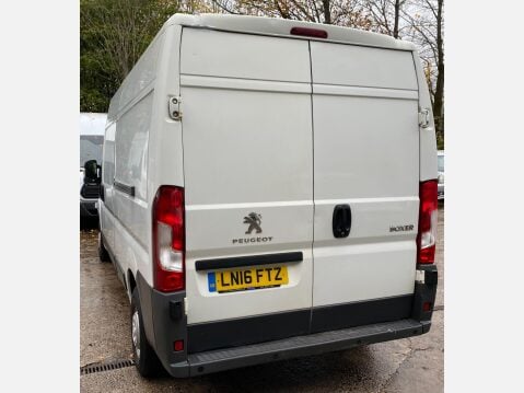Peugeot Boxer 2.2 HDi 335 Professional Panel Van 5dr Diesel Manual L3 H2 Euro 5 (130 ps) 8