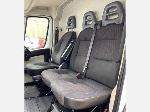Peugeot Boxer 2.2 HDi 335 Professional Panel Van 5dr Diesel Manual L3 H2 Euro 5 (130 ps) 34